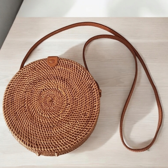Round Rattan Straw Crossbody Bag Purse Boho Festival Luxe Leather Woven - Picture 6 of 12